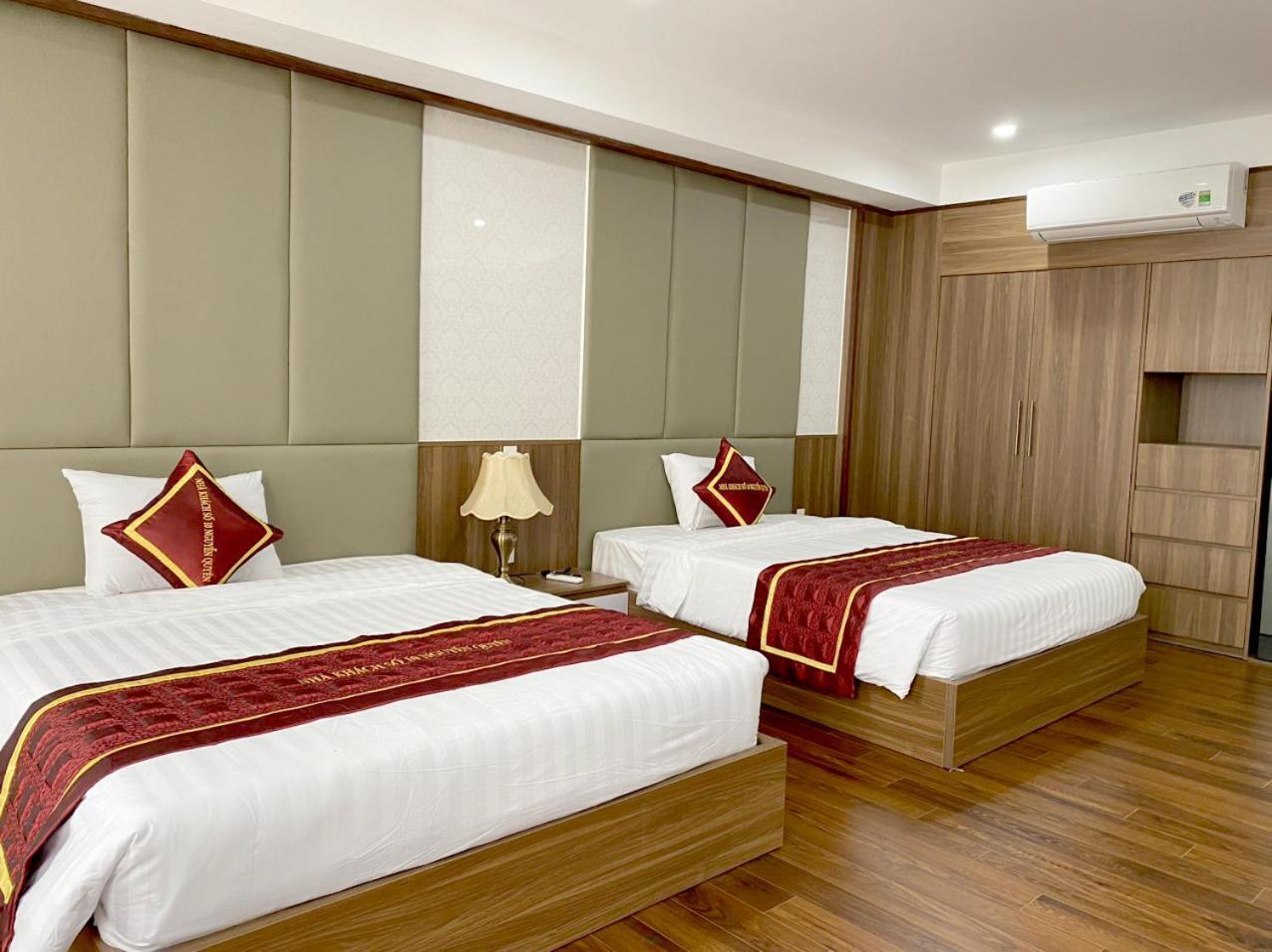 NguyẽN QuyèN Hotel ฮานอย ภายนอก รูปภาพ