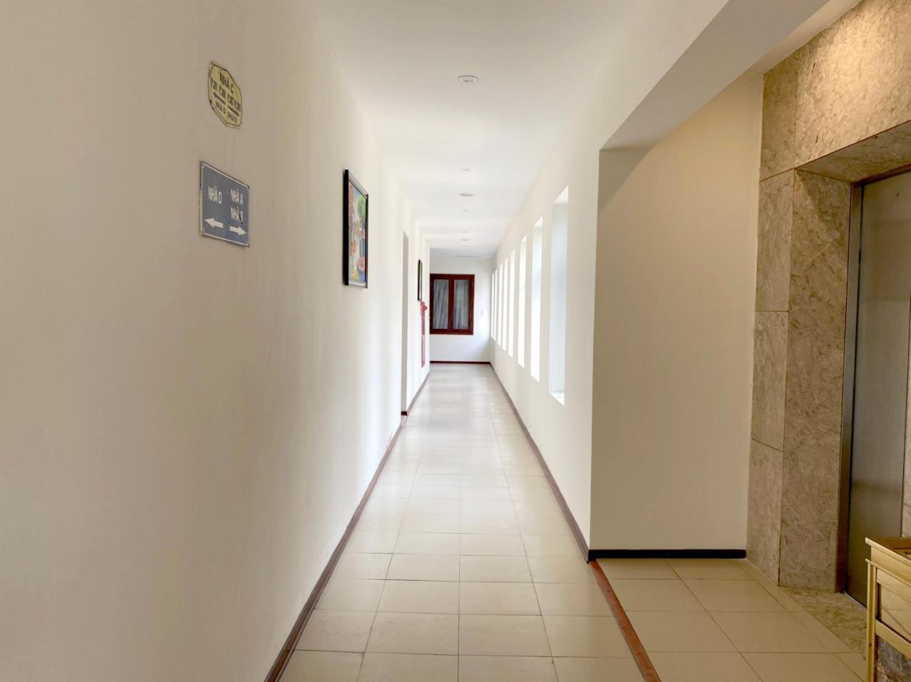 NguyẽN QuyèN Hotel ฮานอย ภายนอก รูปภาพ