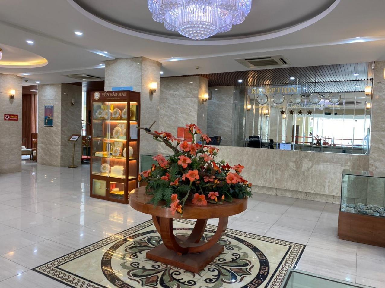 NguyẽN QuyèN Hotel ฮานอย ภายนอก รูปภาพ