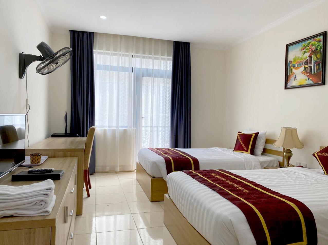 NguyẽN QuyèN Hotel ฮานอย ภายนอก รูปภาพ